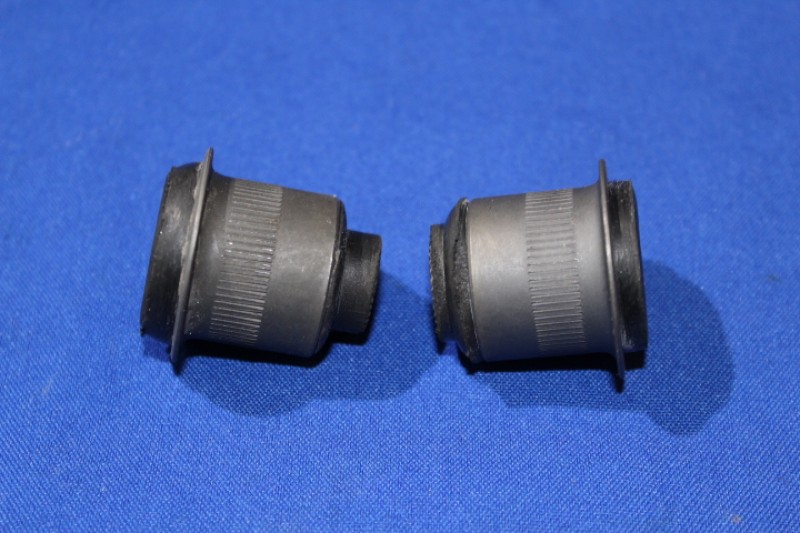 Damper Bushing Set upper Control Arm