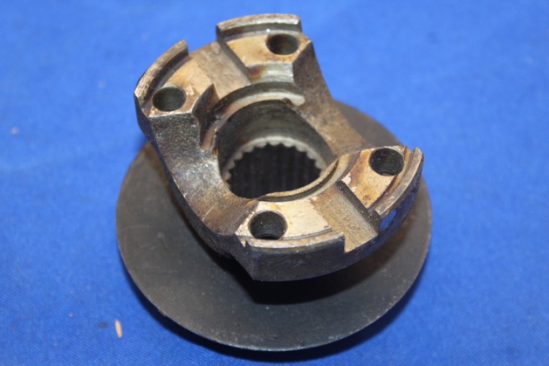Flansch Antriebskegelrad mit Schutzring Olympia Rekord P1 + P2