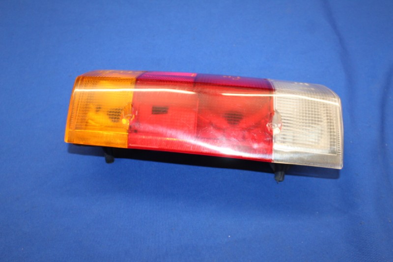 Taillight Rekord E Caravan left