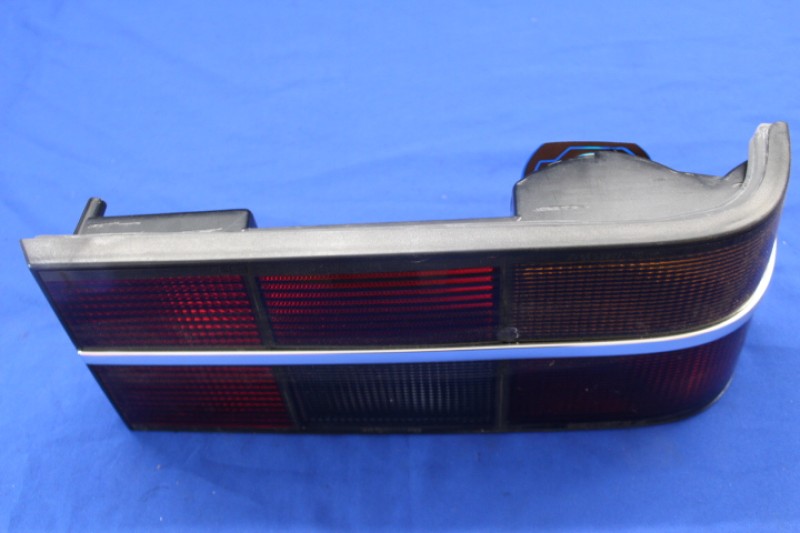 Taillight Monza / Senator A2, right