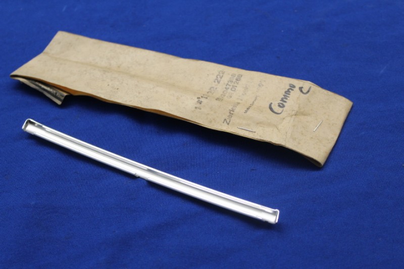 Kühlergrill-Leiste seitlich rechts Commodore C