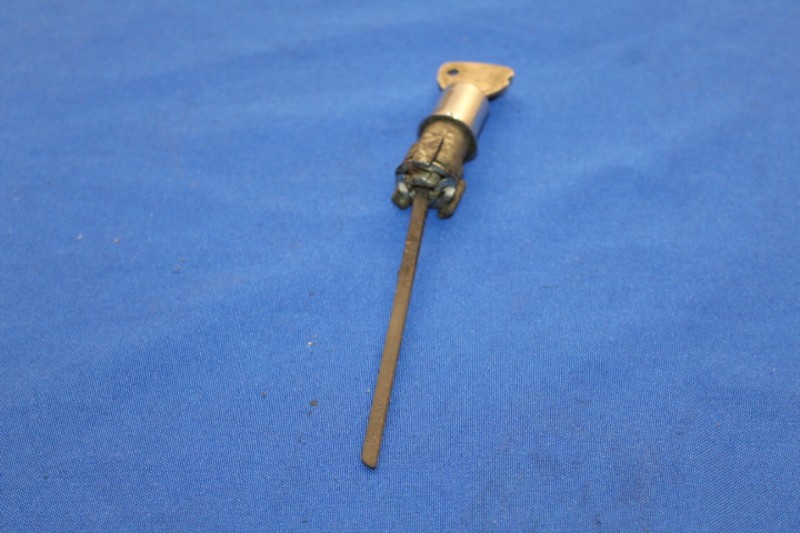 Lock Cylinder Door Rekord C (105), closing at will