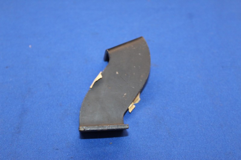 Stossstangenhalter Rekord B hinten mitten rechts