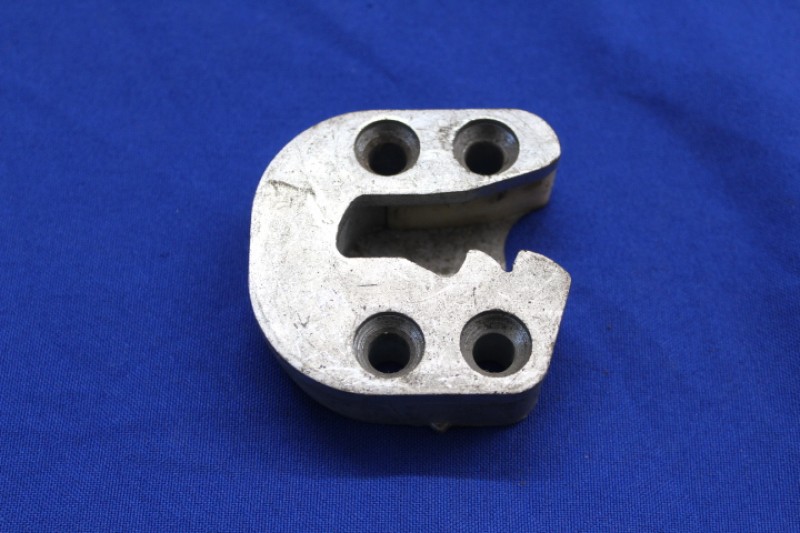 Schliessplatte Ascona / Manta A rechts