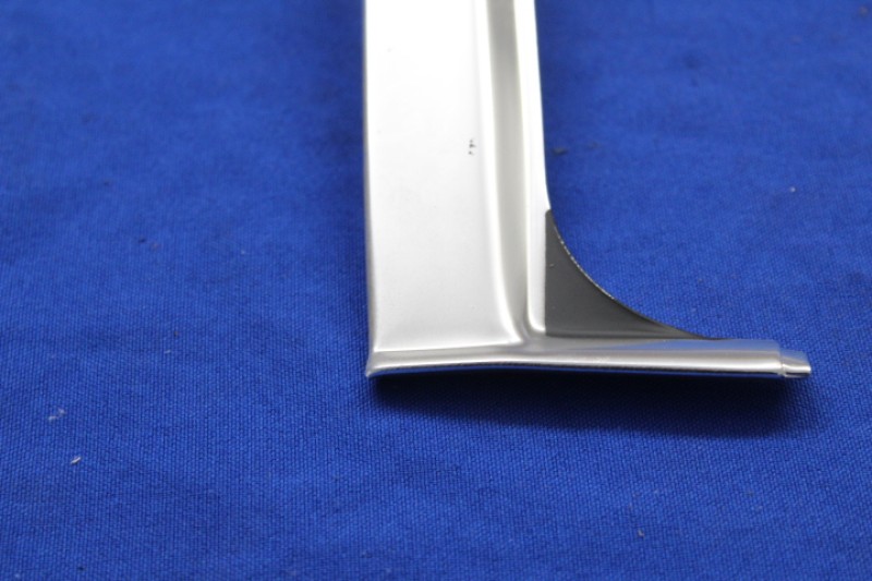 Chromblende Vordertürfenster hinten rechts Kadett C 2-trg