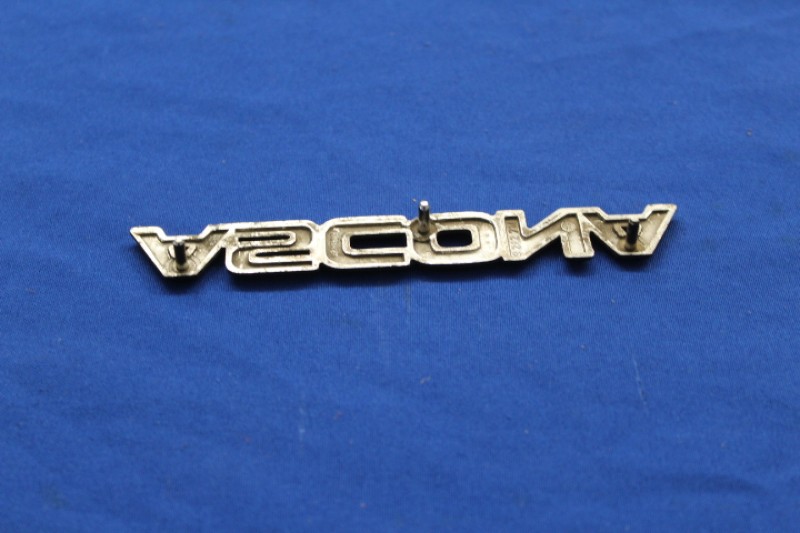 Schriftzug "Ascona" am Kofferdeckel Ascona B