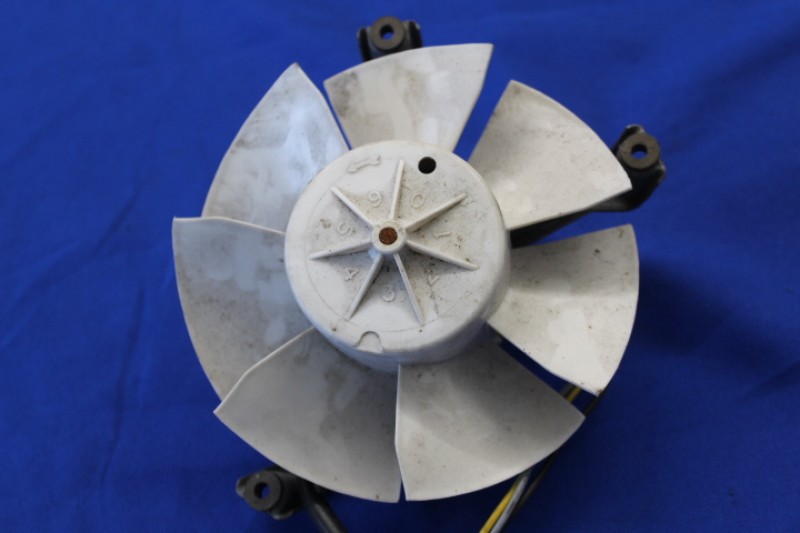 Lüftermotor mit Windflügel Ascona / Manta A