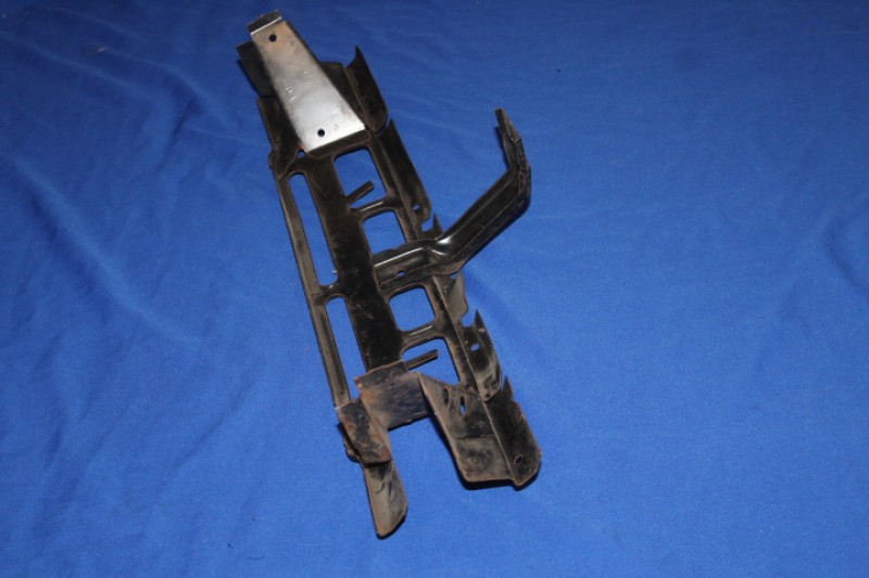 Querträger / Kühlertraverse unten Ascona / Manta A