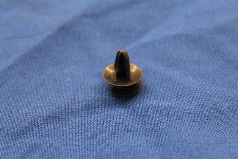 Clips für Innenraumverkleidungen in schwarz