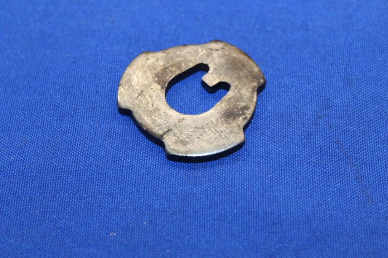 Washer for Wheel Hub to Steerig Knuckel, sev. models 1936 up