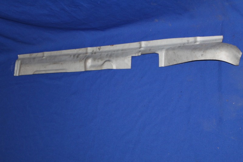 Bodenblech Manta / Ascona A aussen links