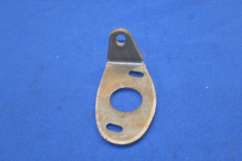 Anlasserstütze CIH-4