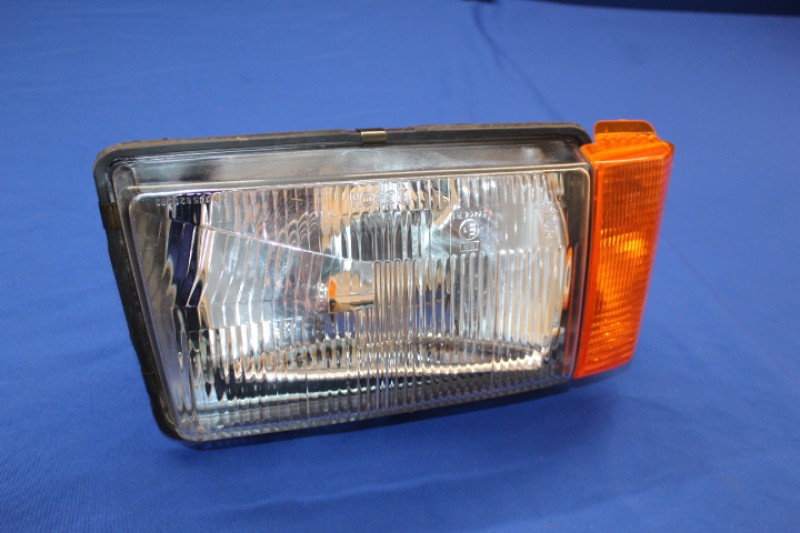 Head Lamp Rekord E1, Bilux right