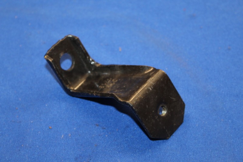 Stossstangenhalter Manta B hinten innen rechts ab/bis FGST-Nr