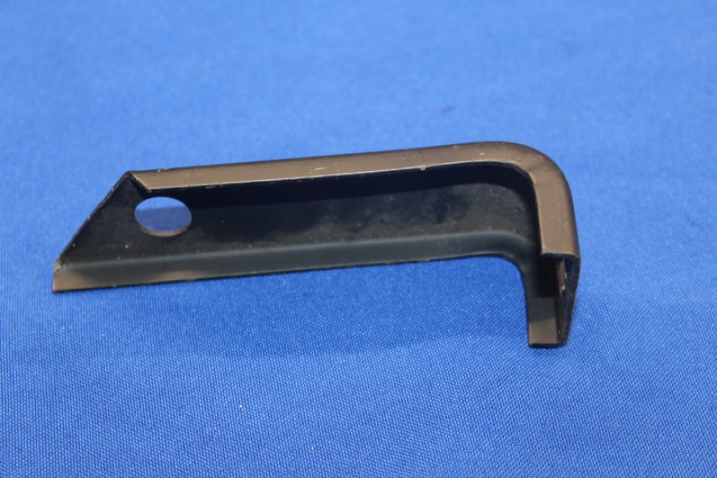 Halter Chromhorn vorn rechts Commodore A + Rekord C