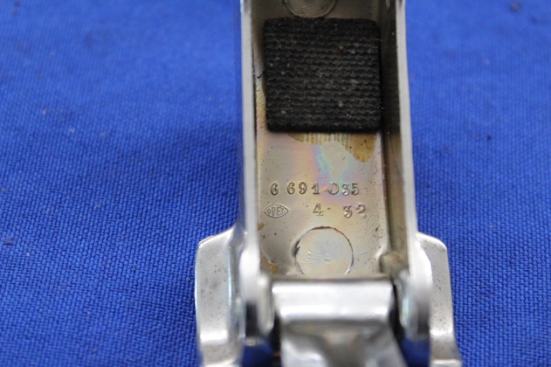 Handling for Ventilation Window Kadett B Caravan, early