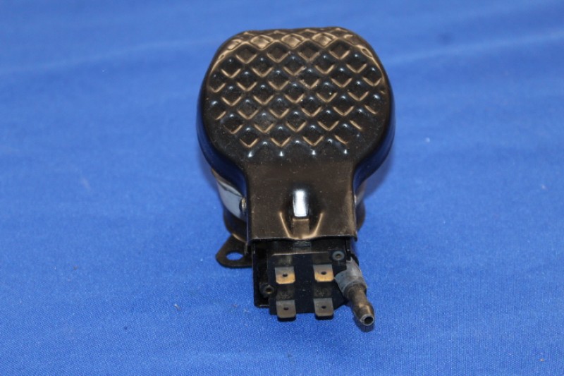 Fusspumpe für Scheibenreinigungsanlage div. Modelle