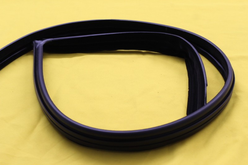 Gummidichtung Türfensterführung vorn rechts Vectra A