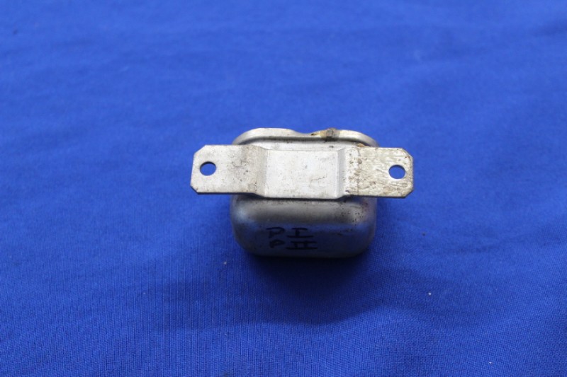 Relais Nebelscheinwerfer Olympia Rekord P1 + P2