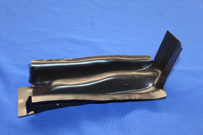 Wagenheberaufnahme Ascona / Manta B, vorn rechts