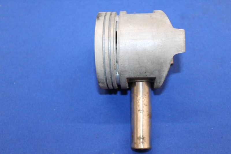 Piston Commodore A + B 2,5