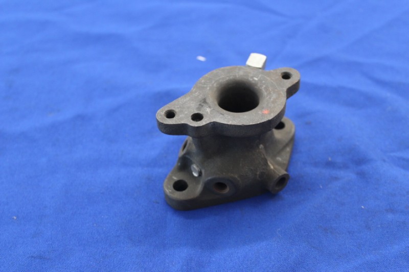 Anschlussstutzen Vergaser Olympia Rekord P1 + P2 1500