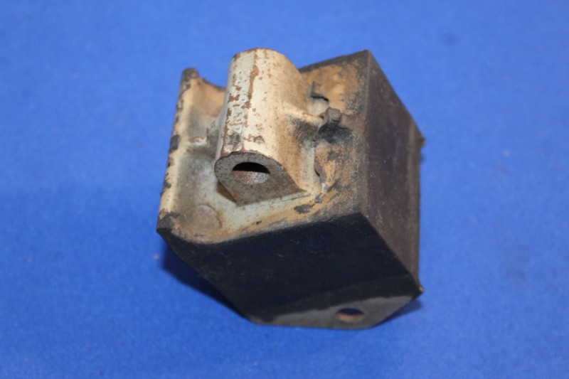 Engine Damperblock Rekord A, LATE