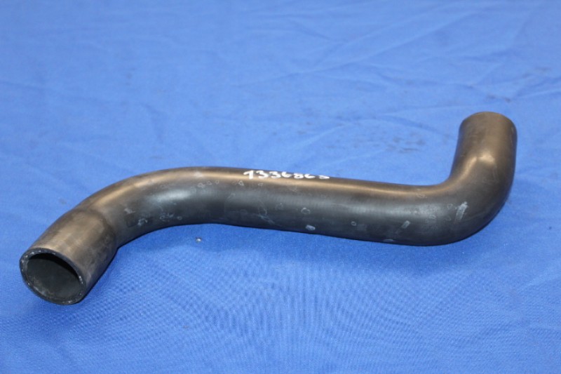Kühlerschlauch oben 1,6 - 2,0 Ascona / Manta / Kadett, "Vergaser"