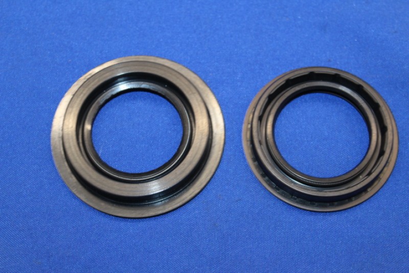 Wheel Bearing Set Kapitän/Admiral/Diplomat/Commodore, front