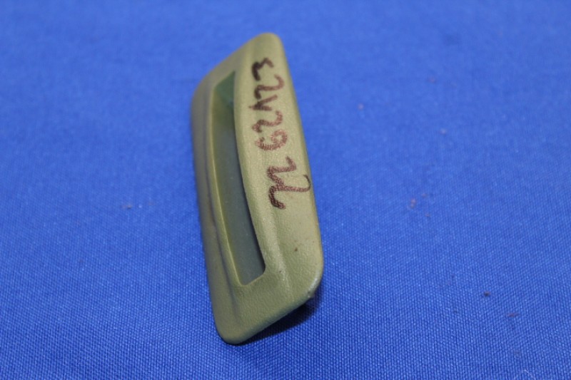 Rosette für Vordersitzrückenarretierung GRÜN Manta B