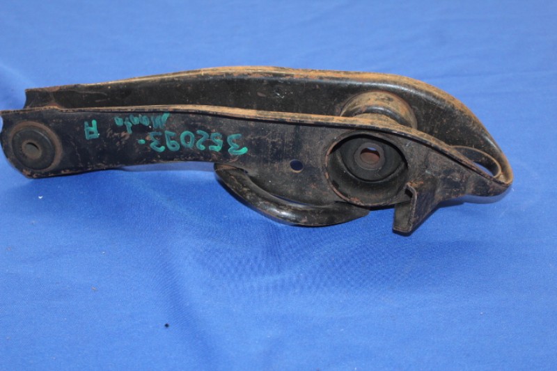 Querlenker unten rechts Ascona / Manta A