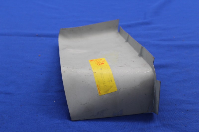 Front left lamp Housing cover Rekord E, Commodore C