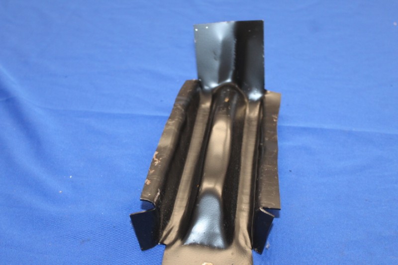 Wagenheberaufnahme Ascona / Manta B, vorn rechts