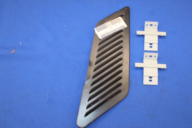 Fuel inlet cover Kadett C Sedan with Hinges