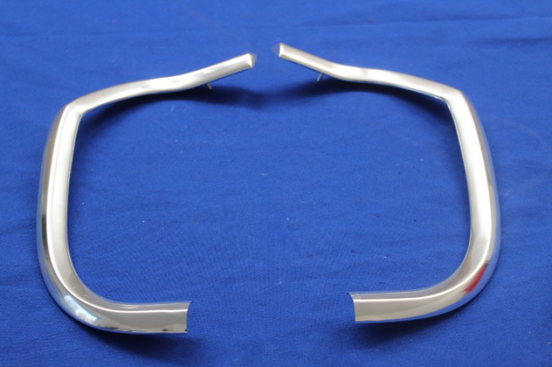 Chromecken-Satz am Kotflügel Rekord B, ORIGINAL