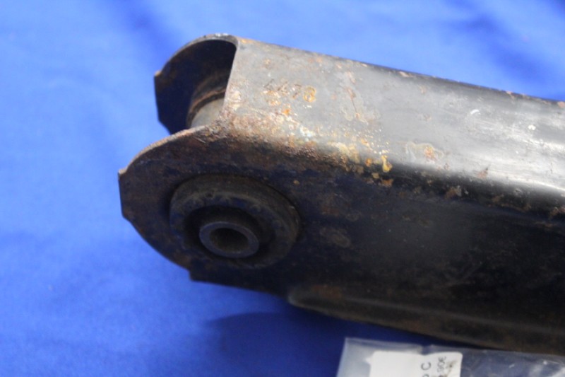 Lower Control Arm right Rekord E, Commodore C