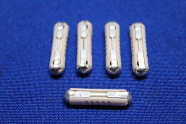 Safety Fuse 8A in set